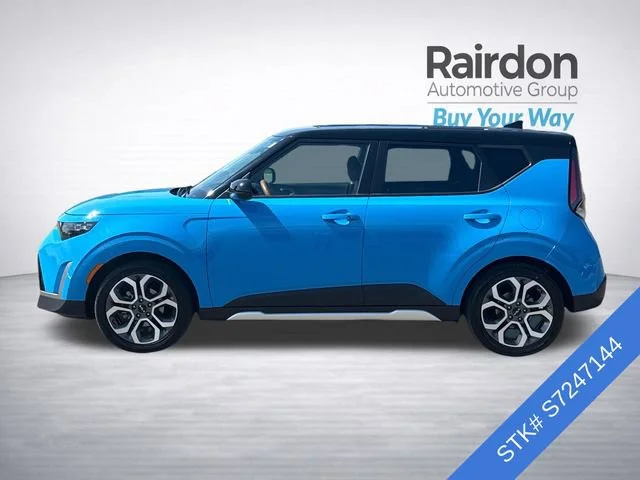 Used 2025 Surf Blue/Black Kia EX image 4