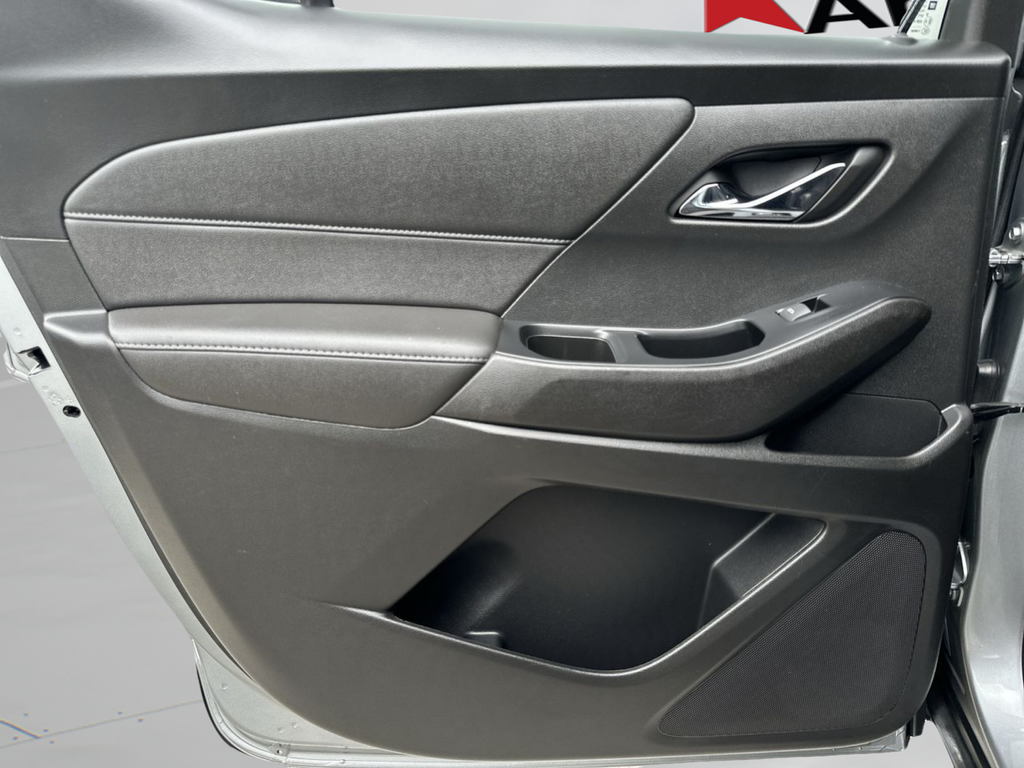 Used 2023 Gray Chevrolet LT image 30