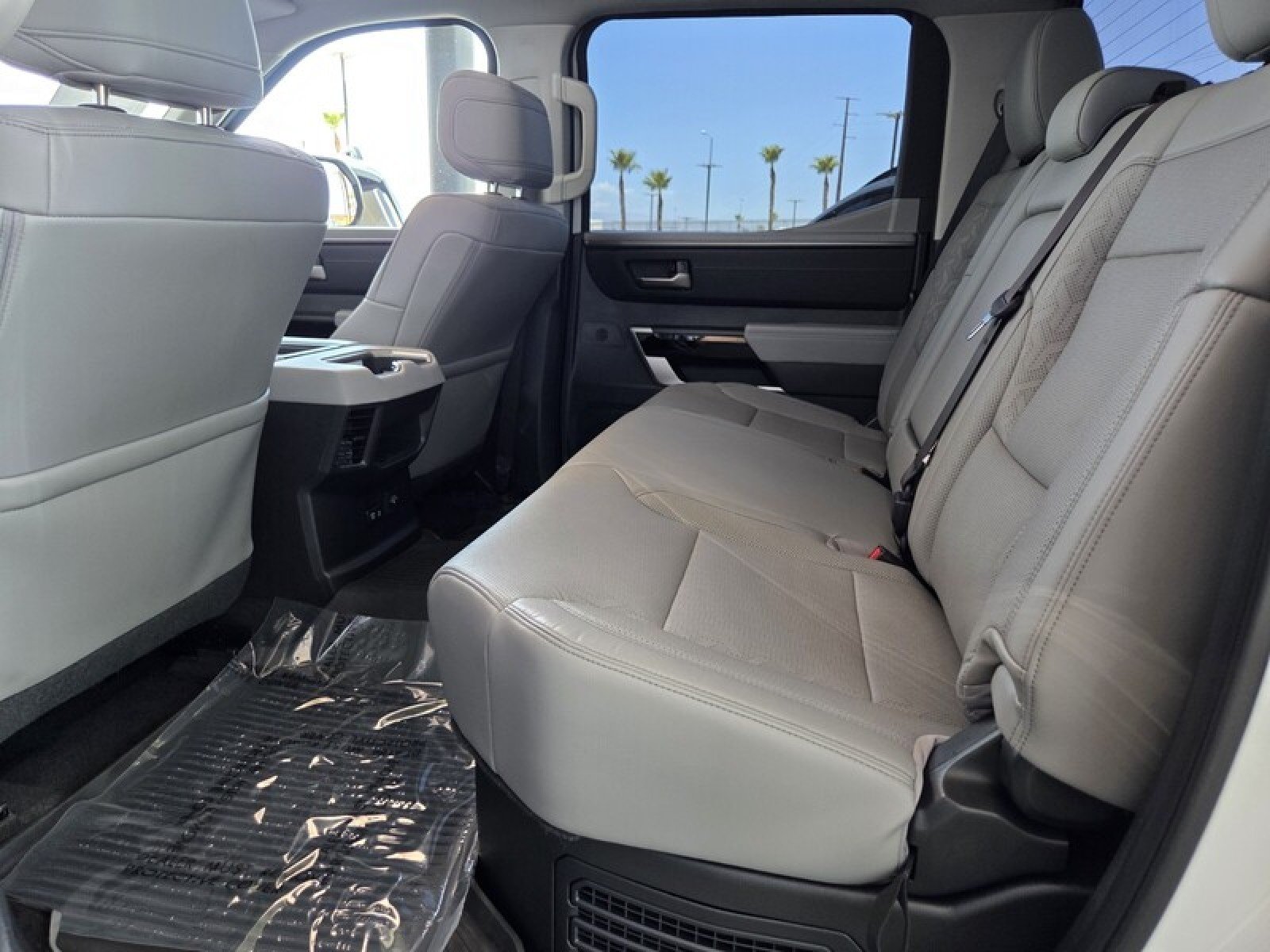 Used 2024 Wind Chill Pearl Toyota Limited Hybrid image 14