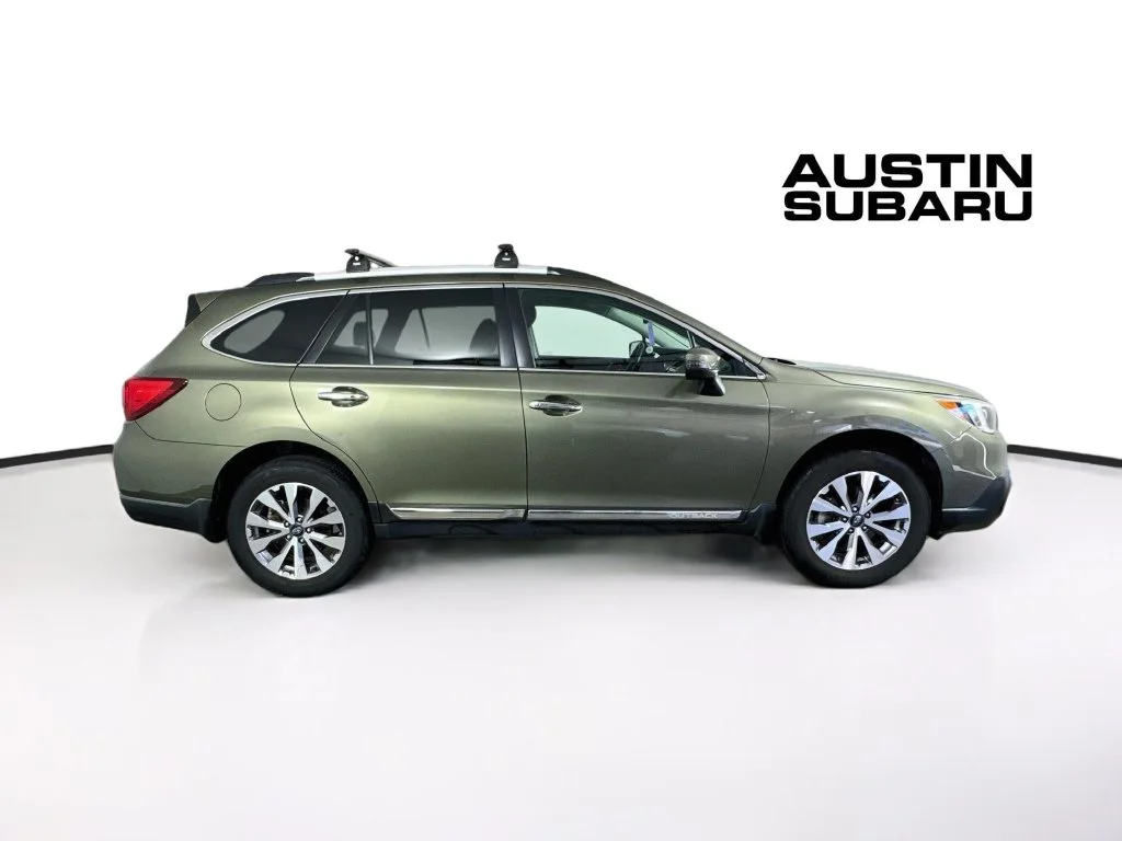 Used 2017 Green Subaru 2.5i image 8