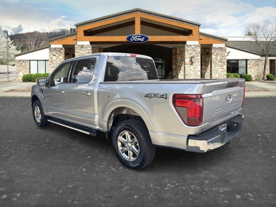 Used 2025 Iconic Silver Metallic Ford XLT image 6
