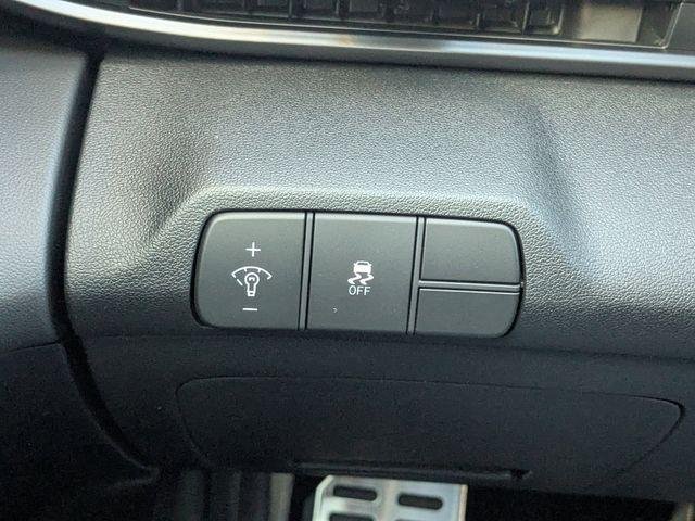 New 2026 Gray Hyundai SEL Sport Premium image 25