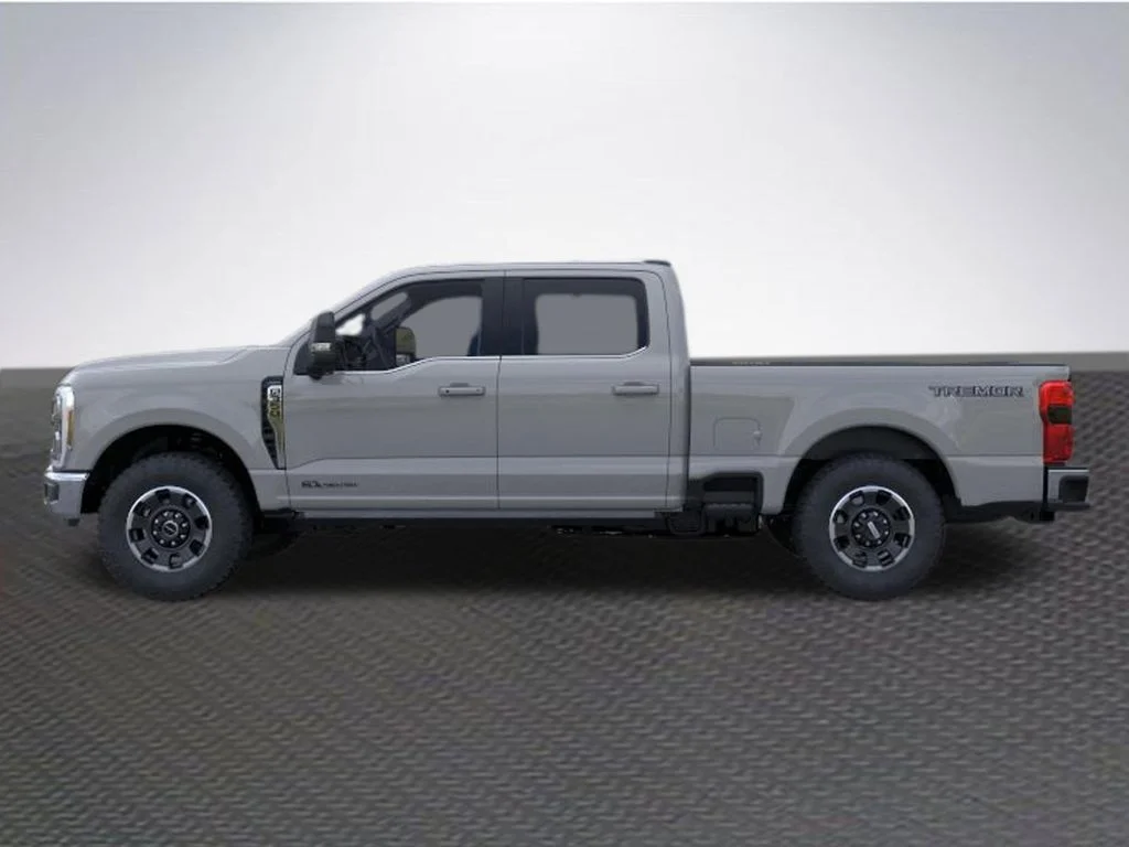 New 2026 Avalanche Ford F-350® Lariat® image 3