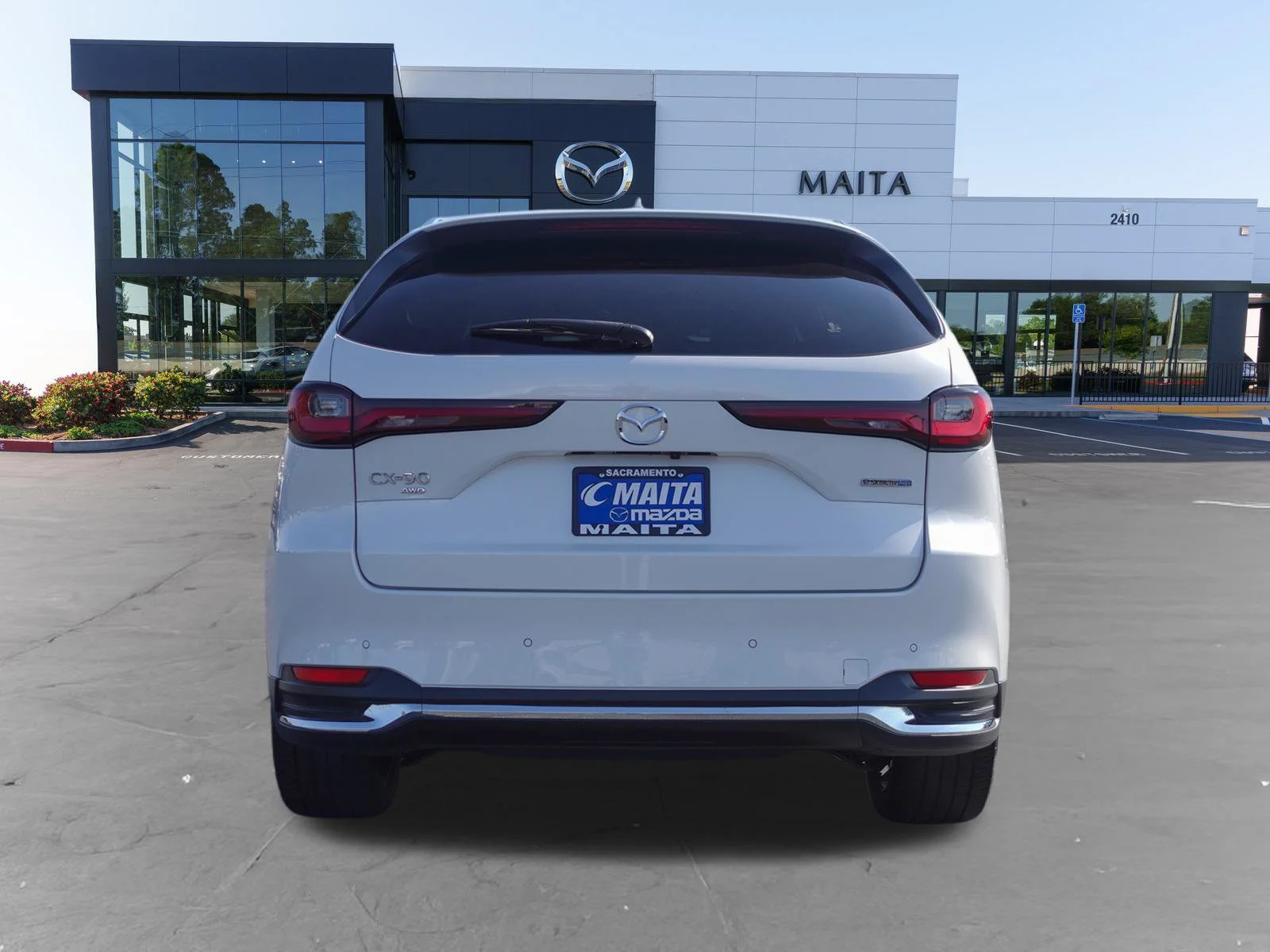 Certified Used 2024 Rhodium White Premium Mazda Premium Plus image 5