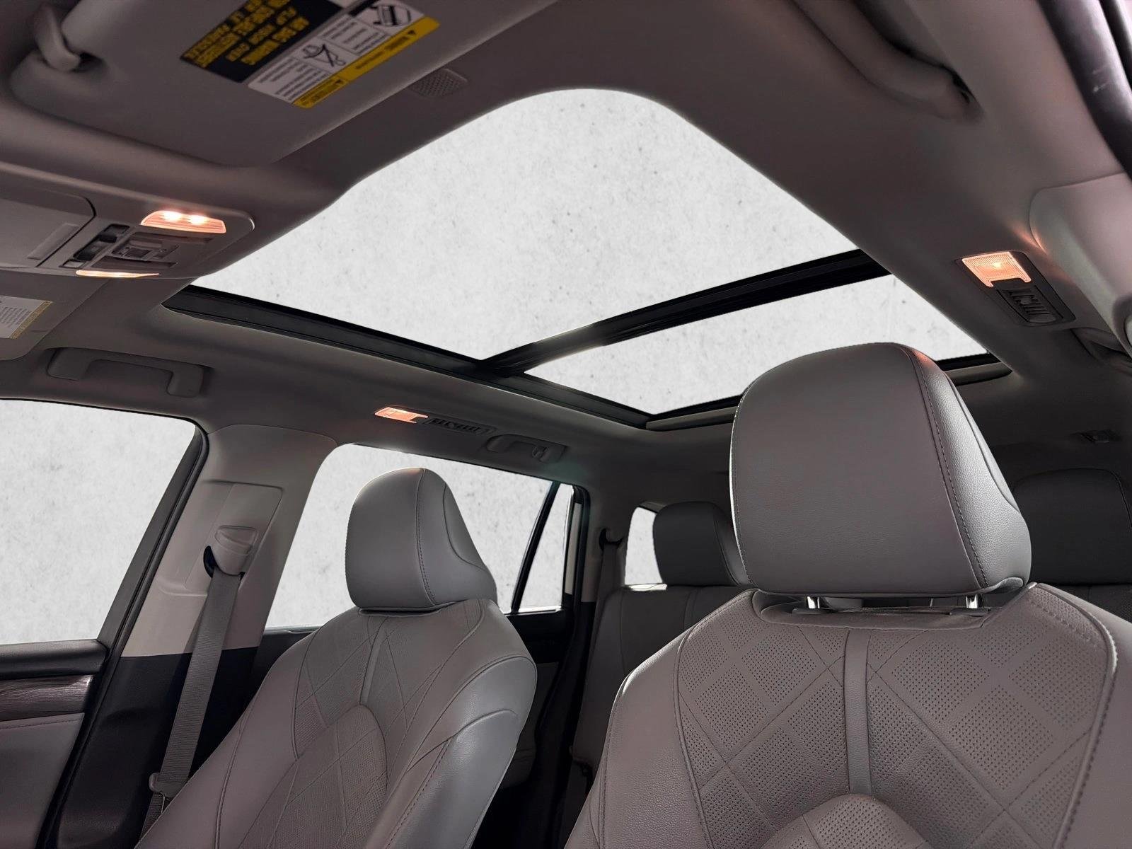 Certified Used 2021 Blizzard Pearl Toyota Platinum image 2