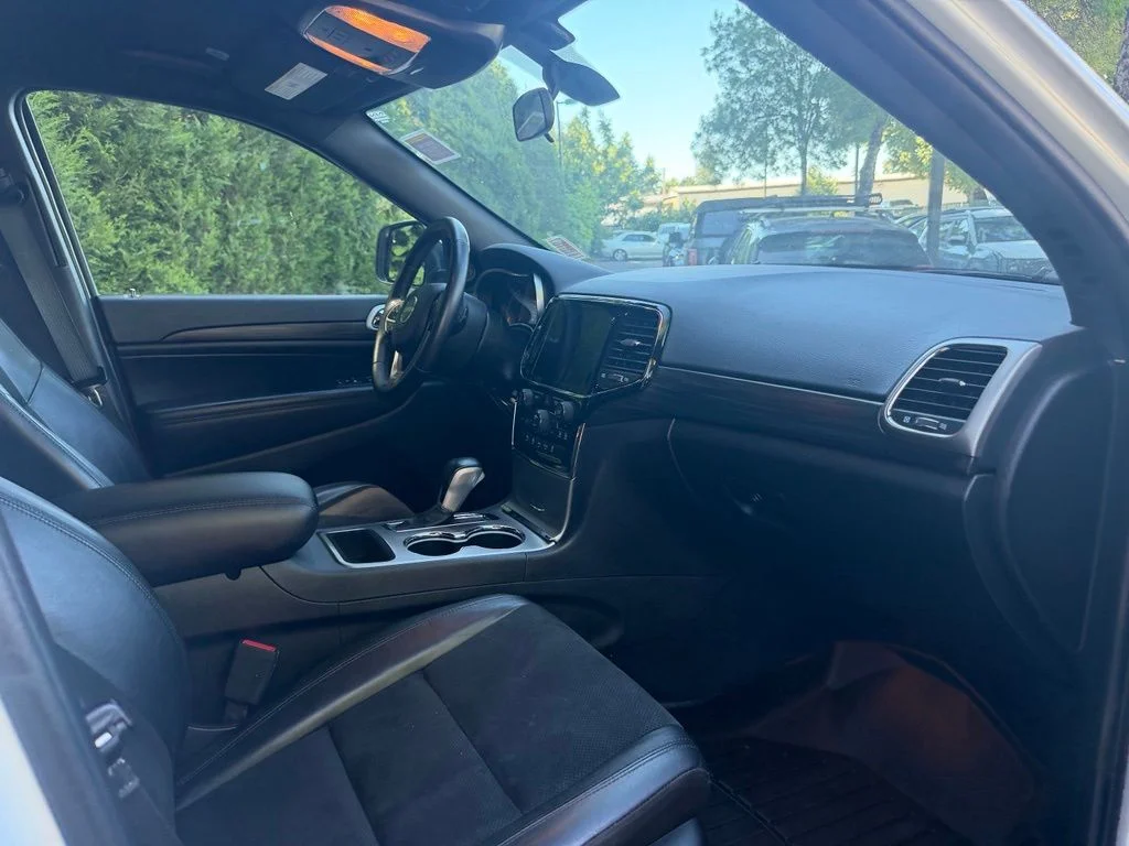 Used 2021 Bright White Clearcoat Jeep Laredo X image 15
