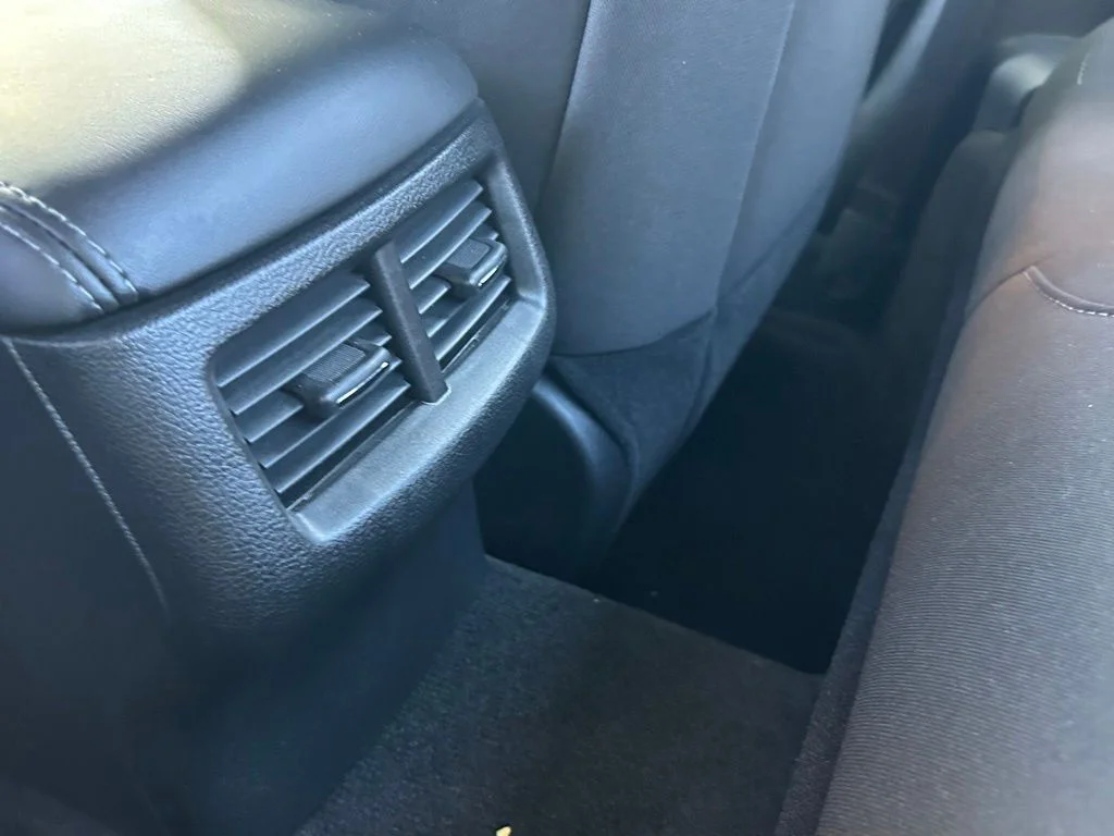 Used 2020 Gray Dodge SXT image 36