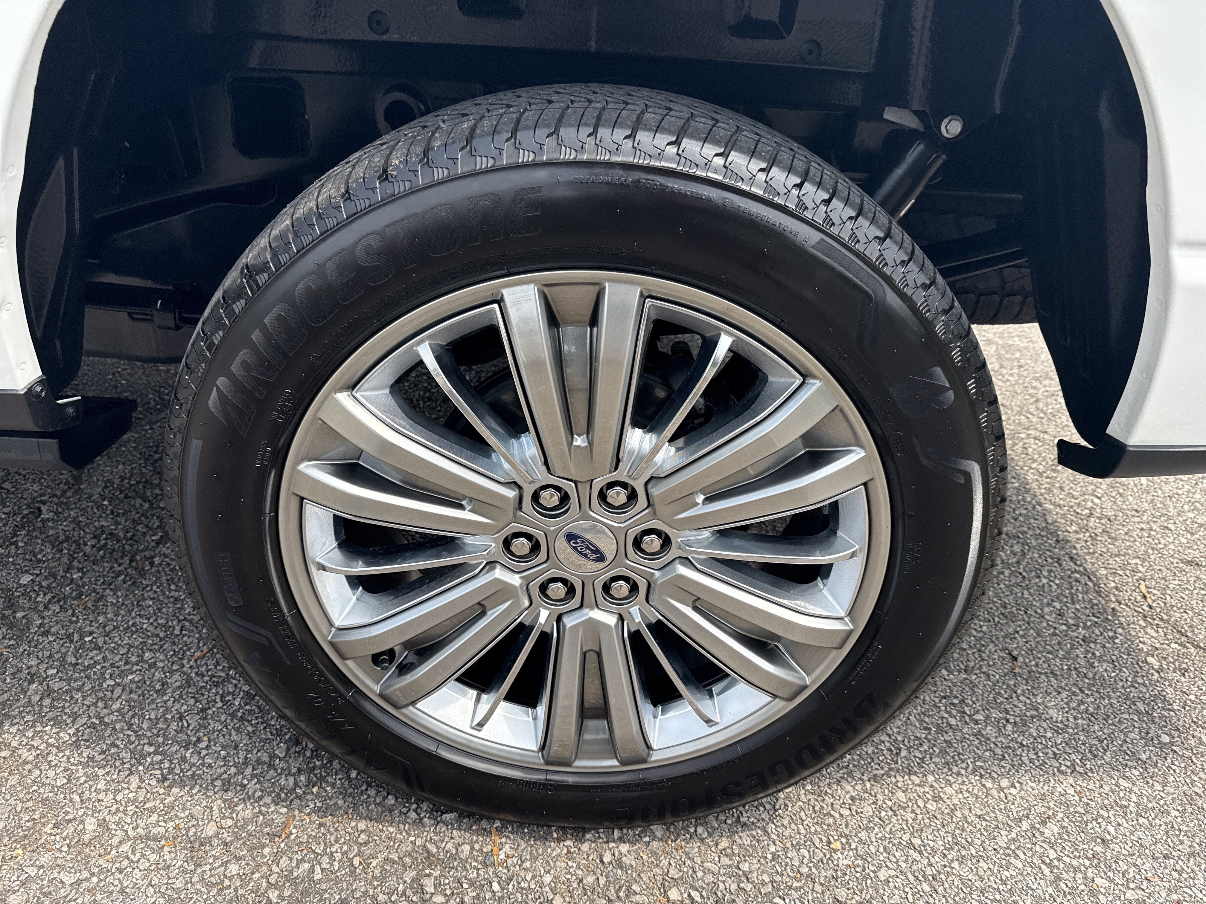 Used 2026 White Ford Platinum image 19