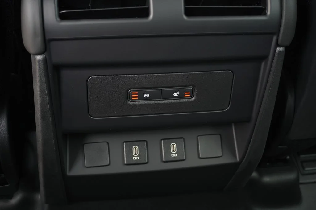 New 2026 Santorini Black Land Rover X image 32
