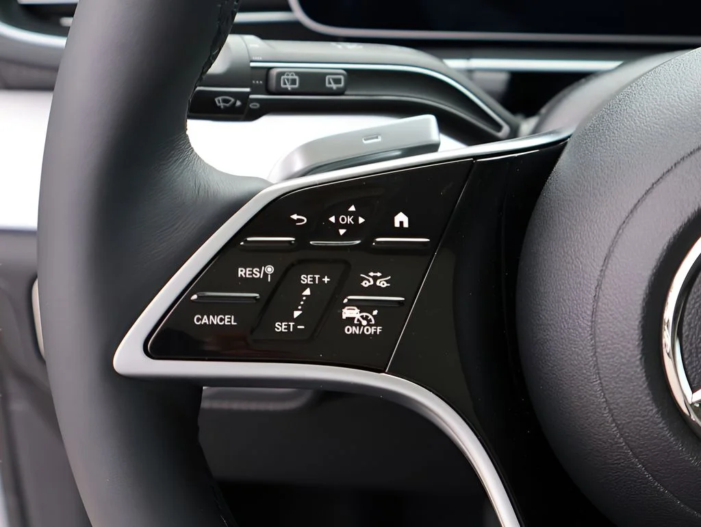 New 2026 MANUFAKTUR Alpine Gray Mercedes-Benz GLE 450 image 31