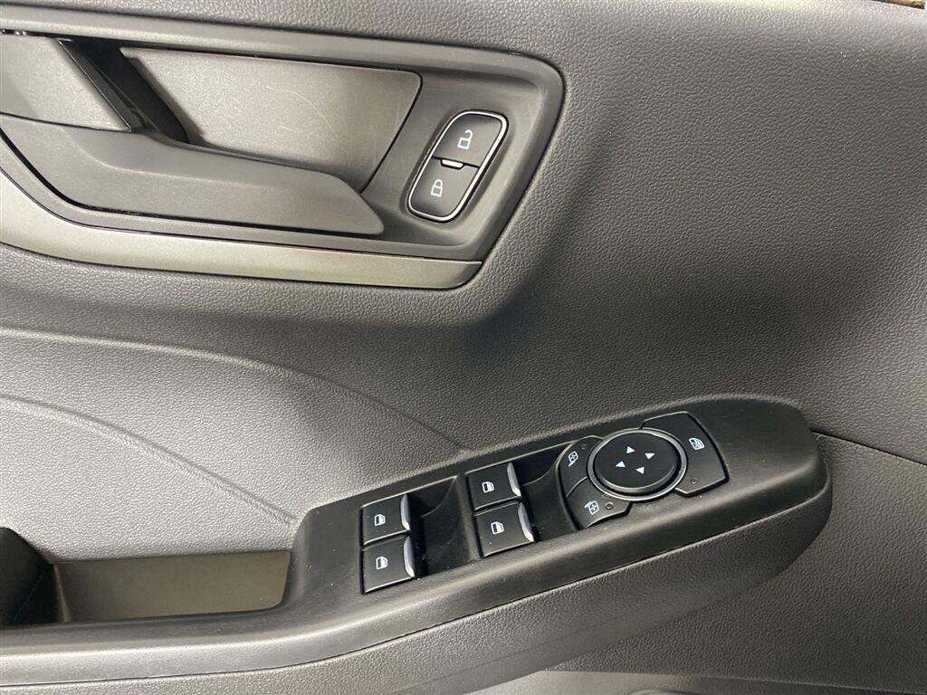 Used 2025 Oxford White Ford Active image 14