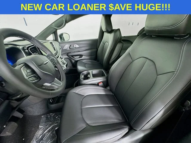 2025 Chrysler Pacifica Select - Photo 19
