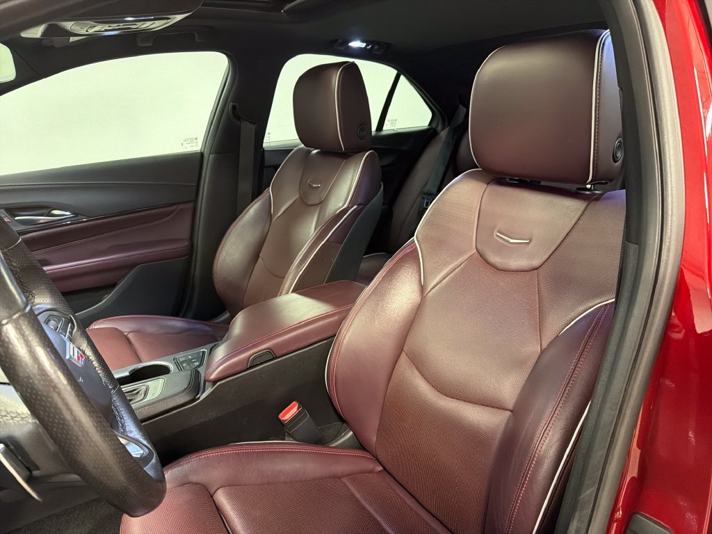 Used 2021 Red Cadillac Sport image 22