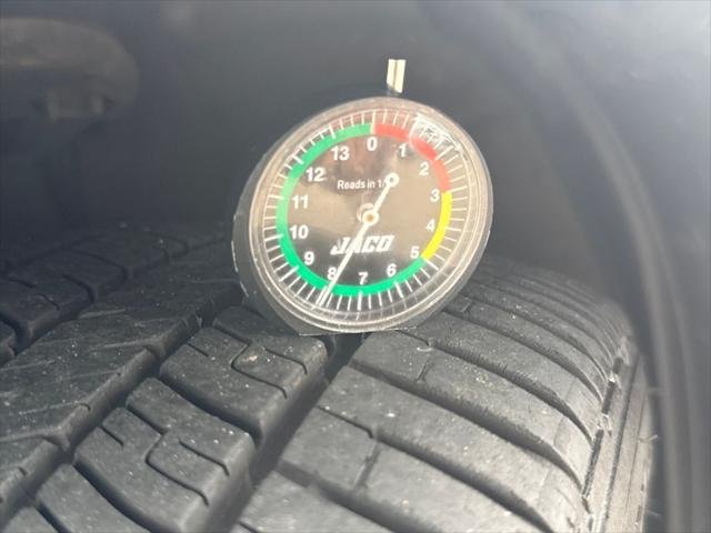 2017 Toyota Corolla LE - Photo 43