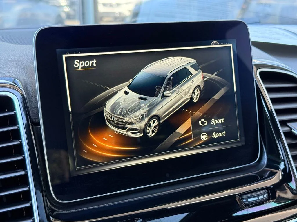 Used 2017  Mercedes-Benz GLE 350 image 6