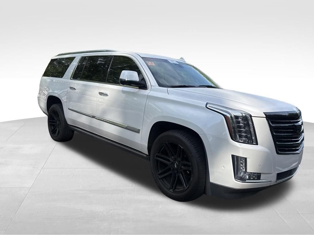 Used 2020 White Cadillac Premium image 8