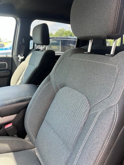 Used 2019 Granite Crystal Clearcoat Metallic Ram Big Horn/Lone Star image 15