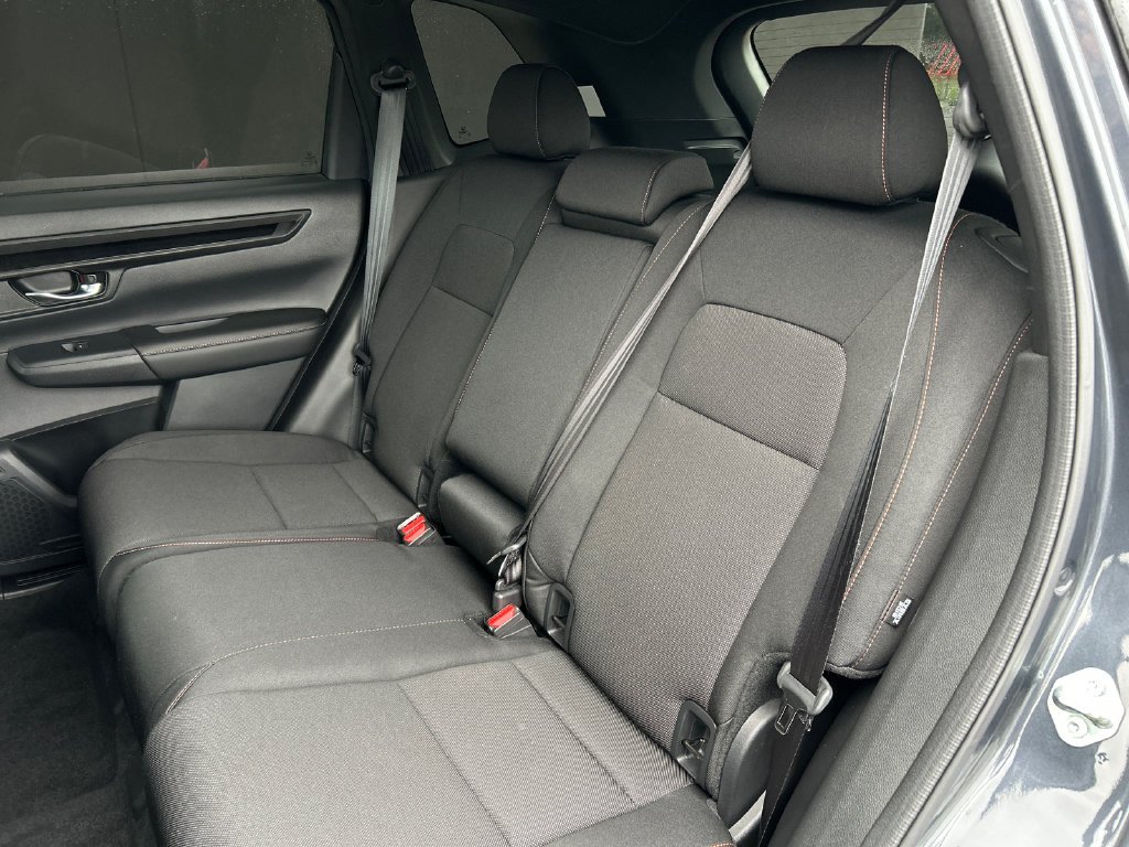 Used 2025  Honda Sport image 23