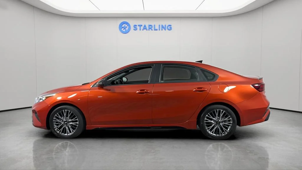 Used 2023 Orange Kia GT-Line image 3