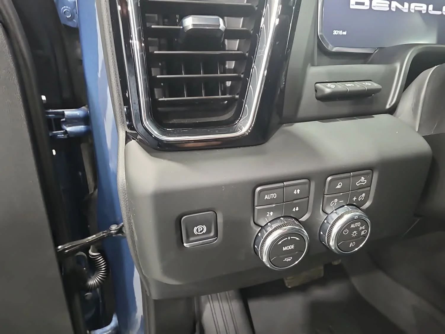 Certified Used 2026 Downpour Metallic GMC Denali image 17