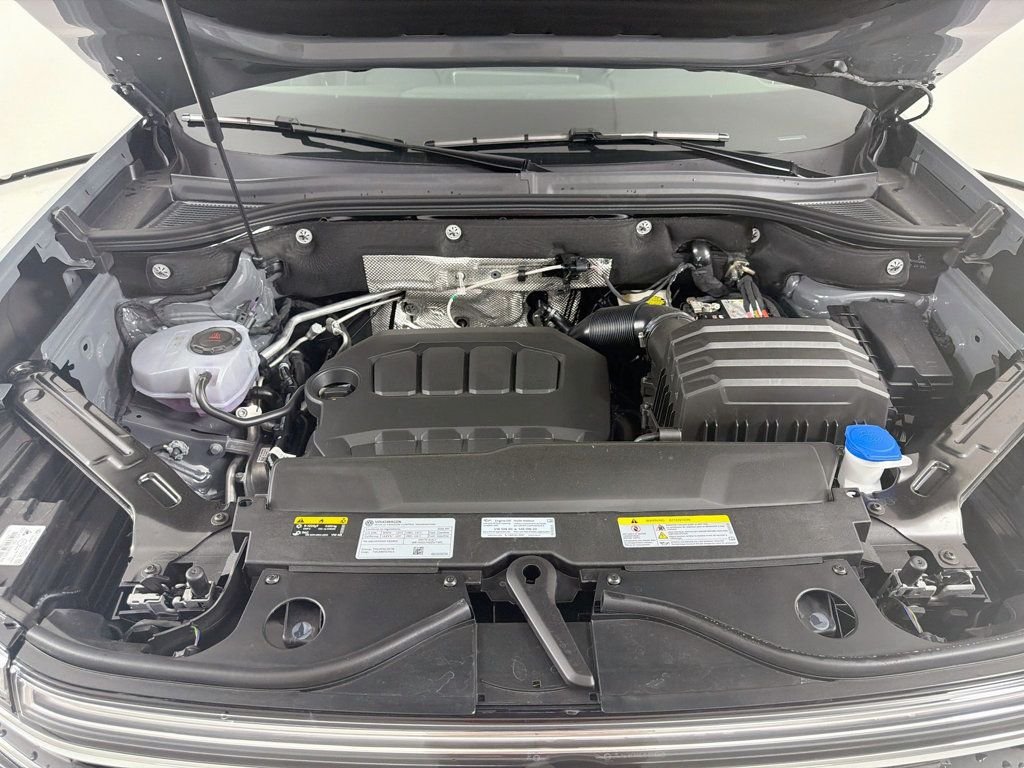 New 2026 Pure Gray Volkswagen 2.0T SE w/Technology 4MOTION image 31