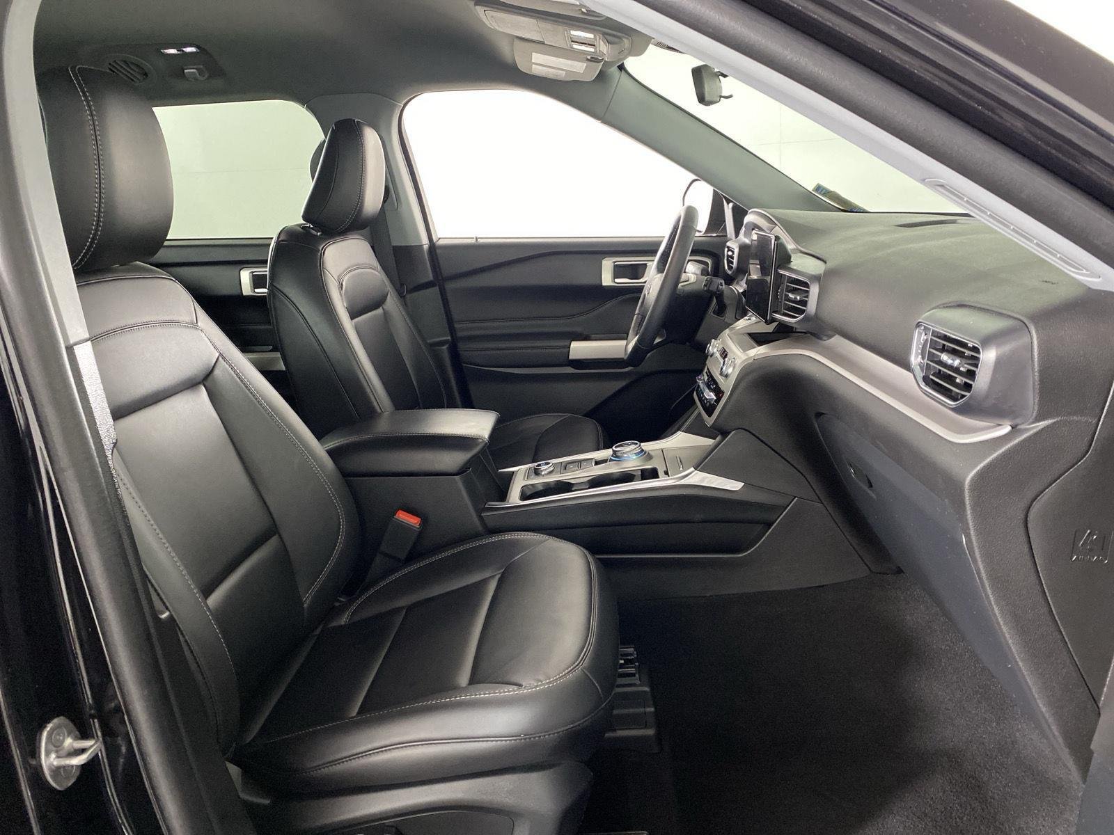 Used 2023 Black Metallic Ford XLT image 29