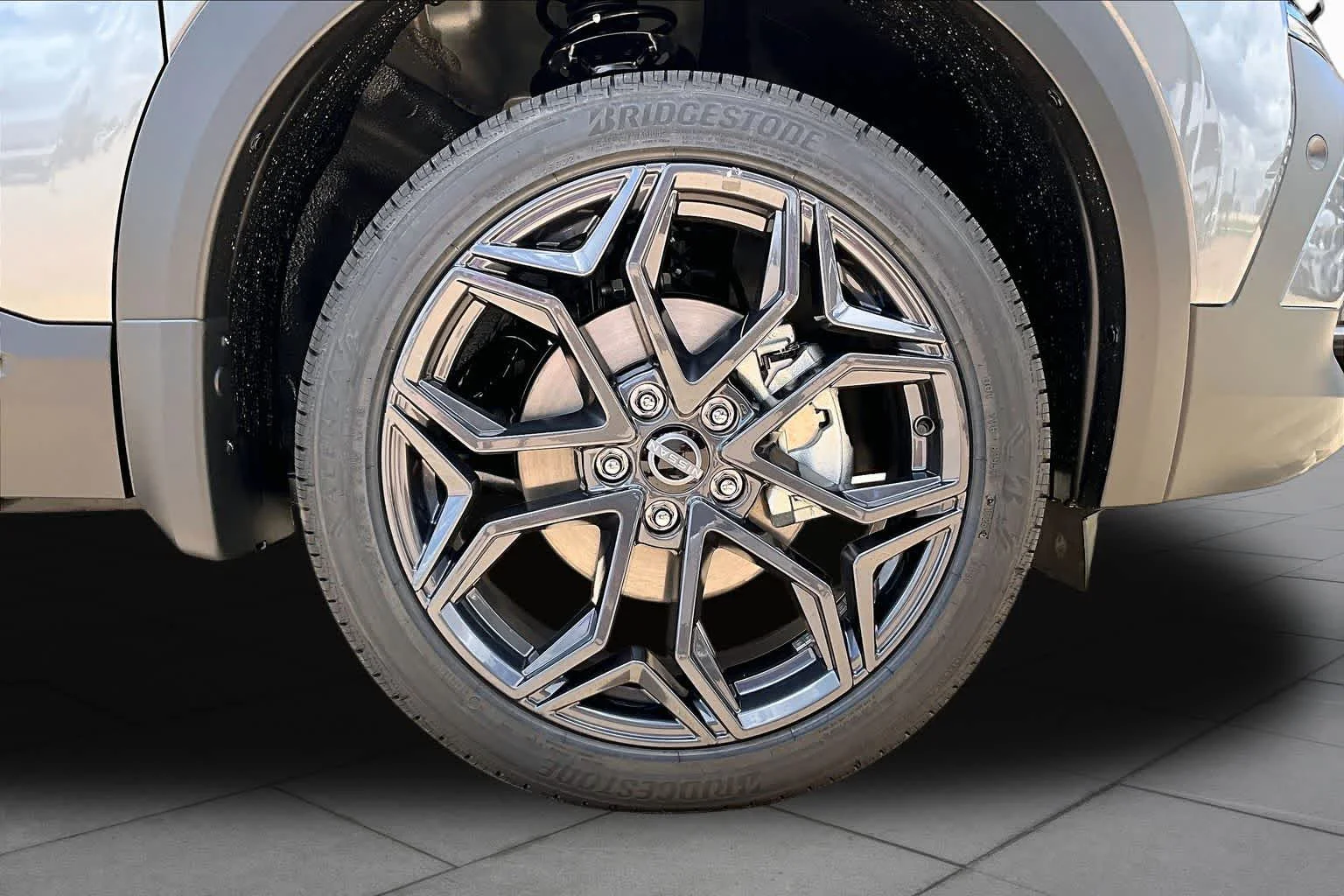 New 2026 Gun Metallic/Scarlet Ember Tintcoat Nissan SR image 12