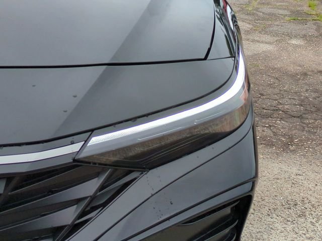 New 2026 Black Hyundai SEL Sport Premium image 36