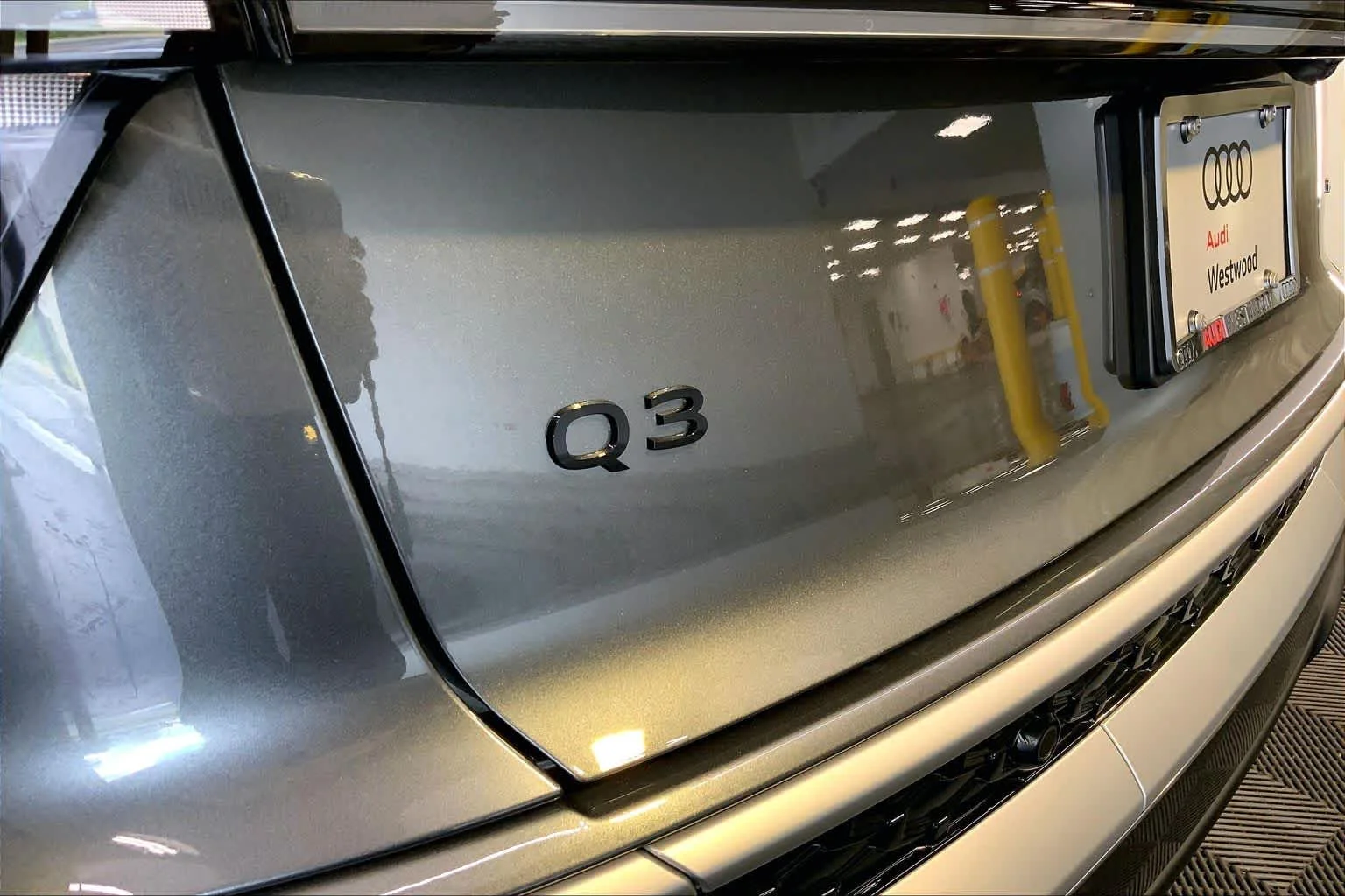 New 2026 Daytona Gray pe Audi S line image 15