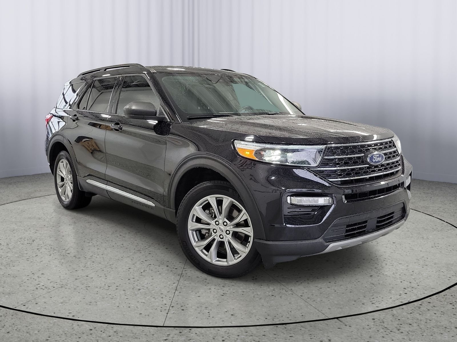 Certified Used 2024 Black Ford XLT image 1