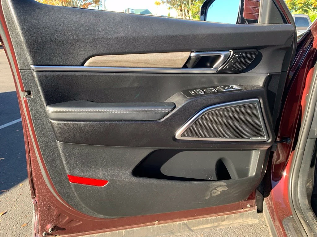 Used 2020 Purple Kia SX image 11