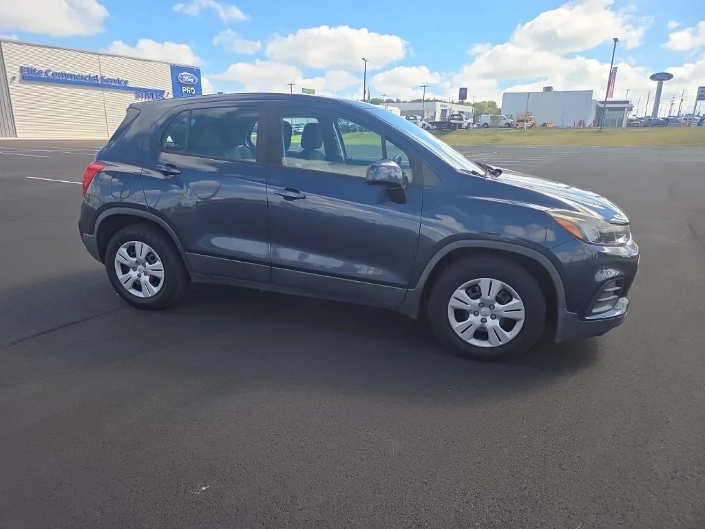 Used 2018 Blue Chevrolet LS image 16