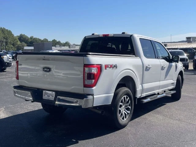 Certified Used 2022 White Ford Lariat image 3