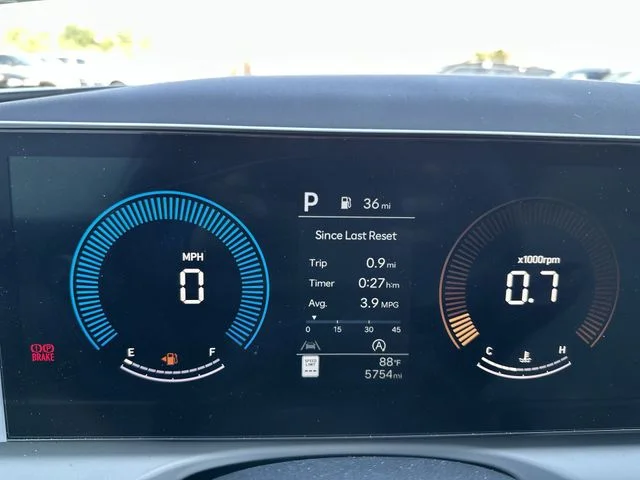 Used 2025 Blue Hyundai SEL image 16