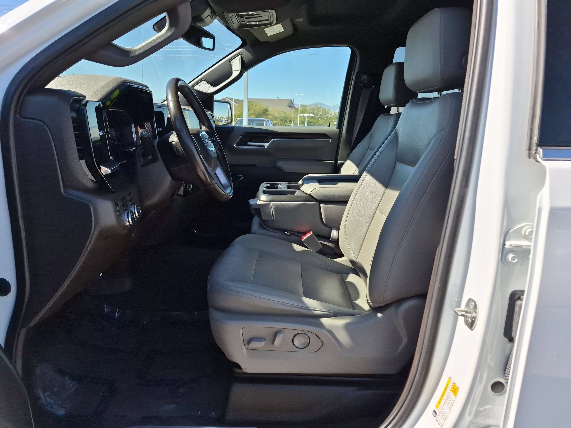 Used 2022 Summit White GMC SLT image 15
