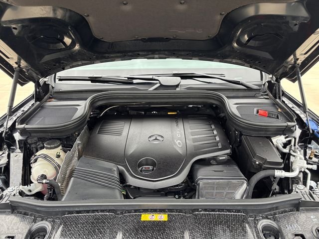 Used 2025  Mercedes-Benz GLS 450 image 19