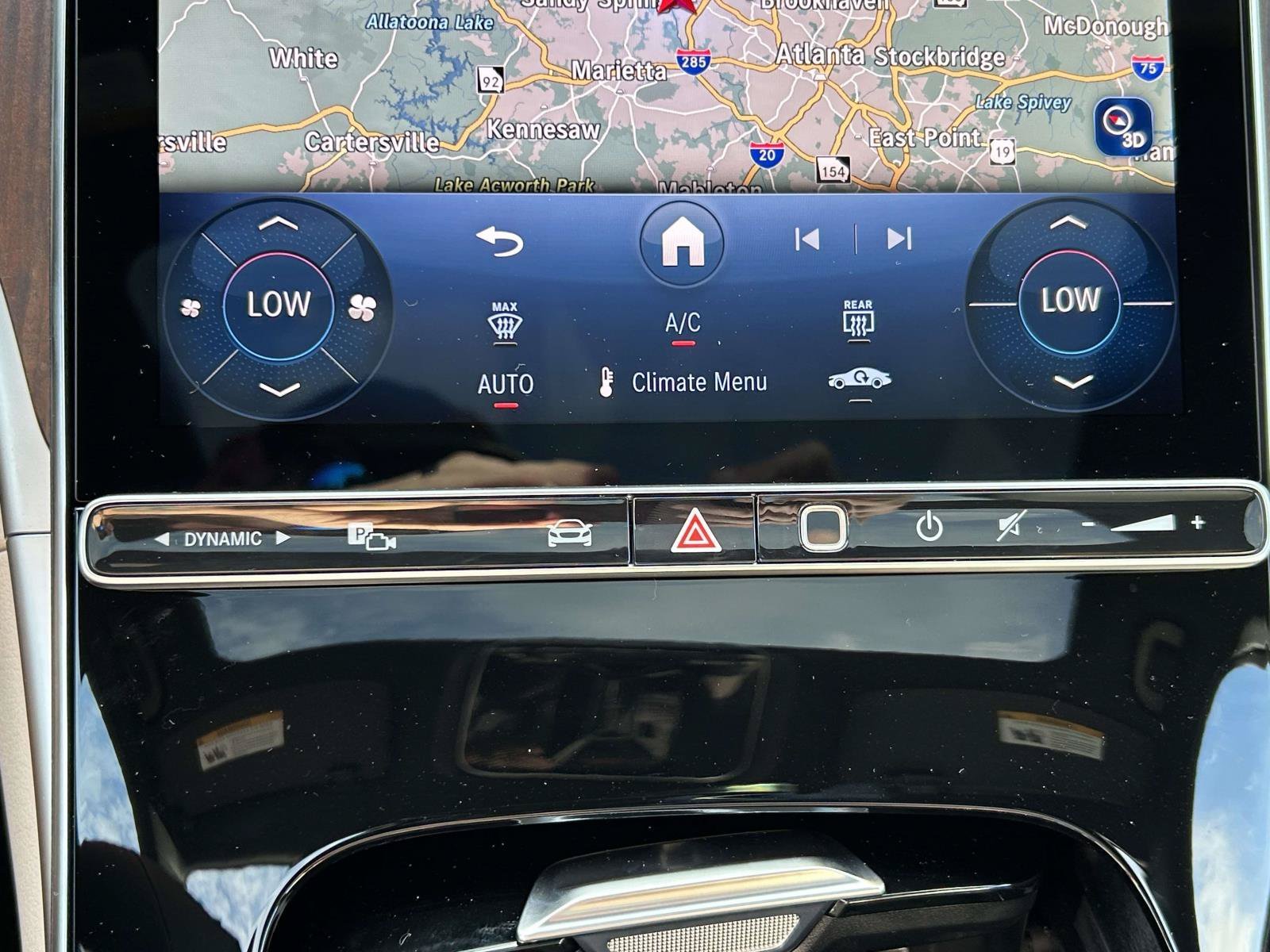 New 2026 Polar White Mercedes-Benz C 300 4MATIC® Sedan image 31