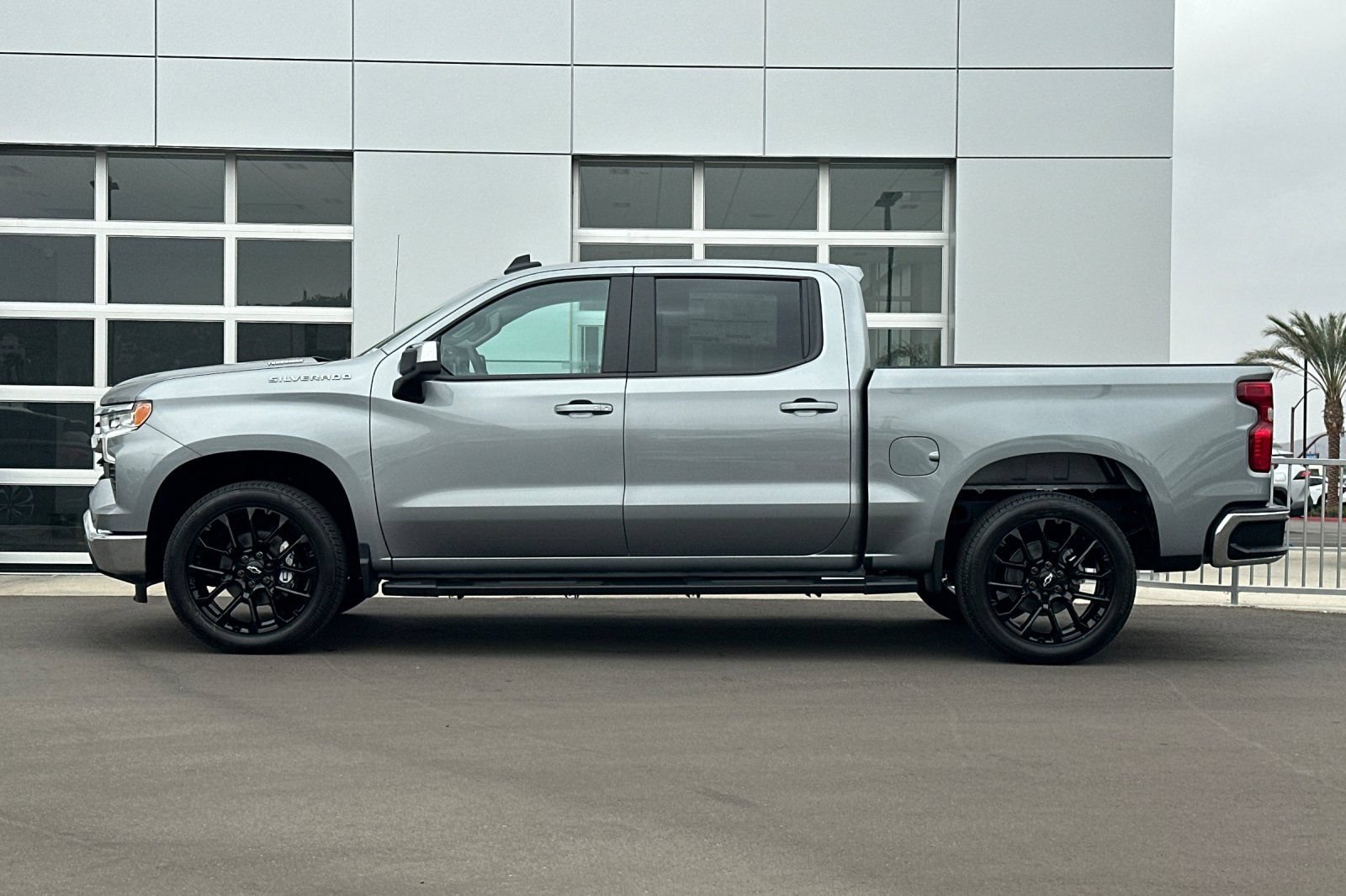 2026 Chevrolet Silverado 1500 LT - Photo 7