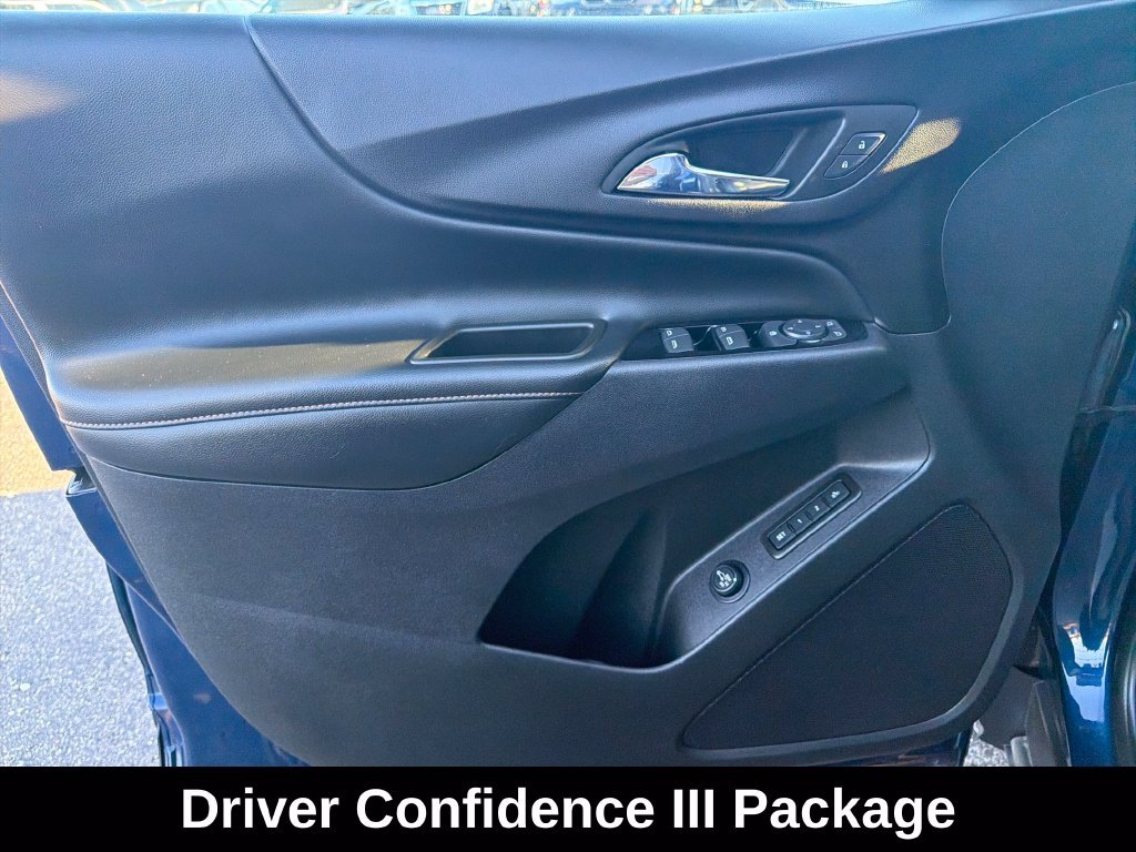 Used 2022 Blue Chevrolet Premier image 12