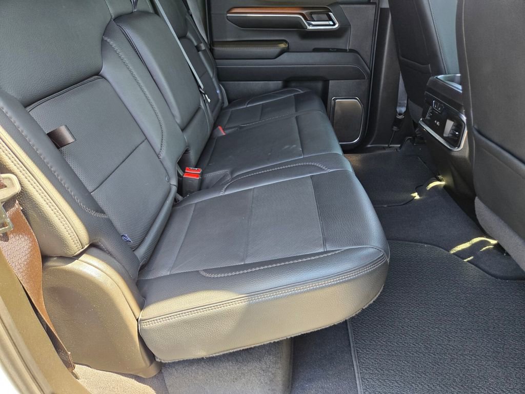 Used 2024 Summit White GMC Denali image 15