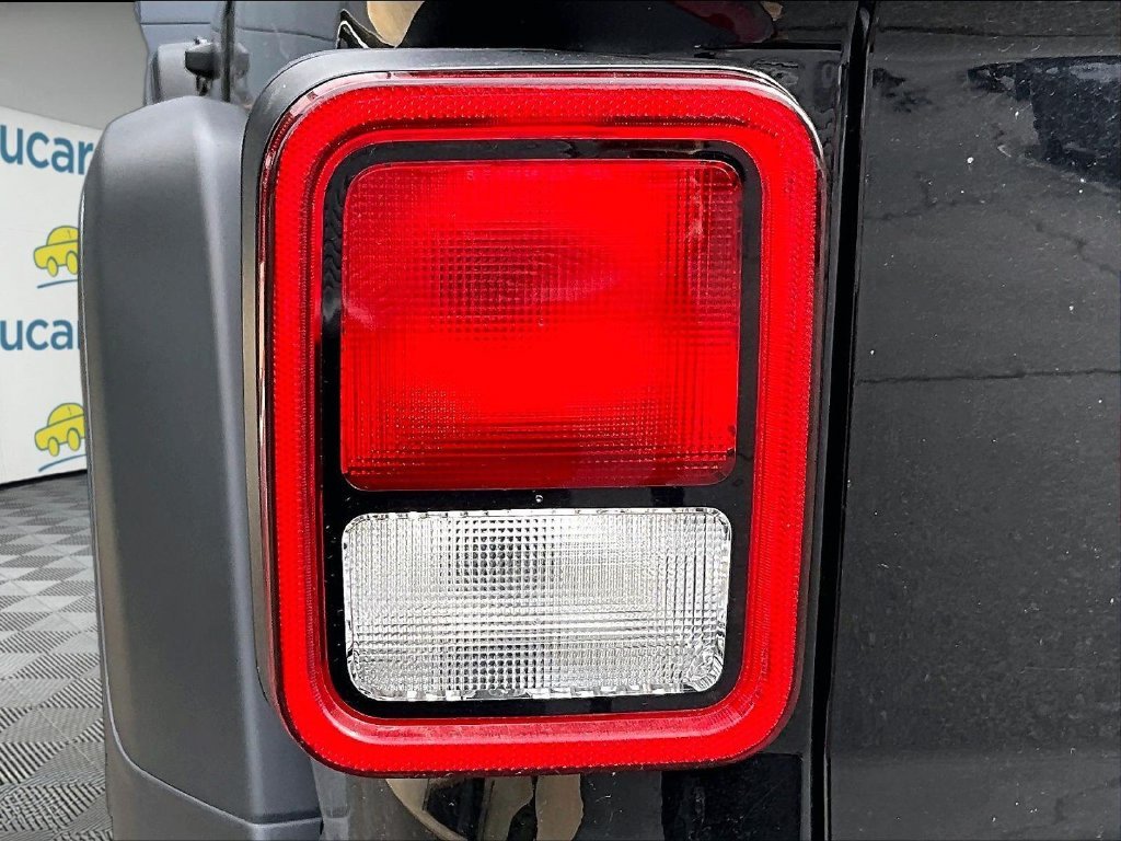 Used 2022 Black Jeep Mojave image 26