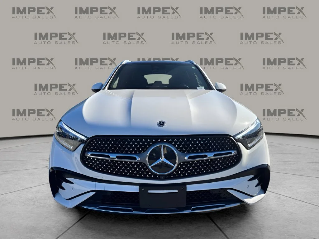 Used 2024 White Mercedes-Benz GLC 300 image 8