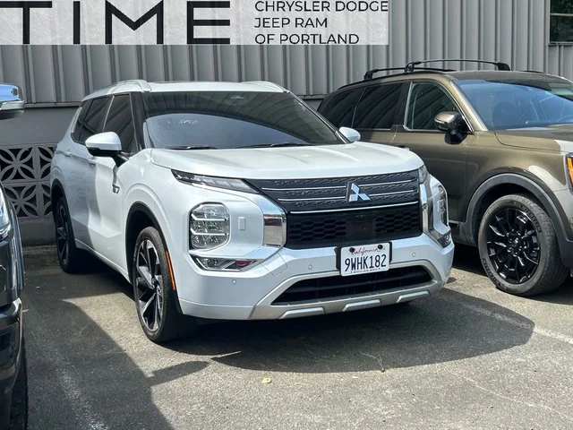 2024 Mitsubishi Outlander PHEV SEL