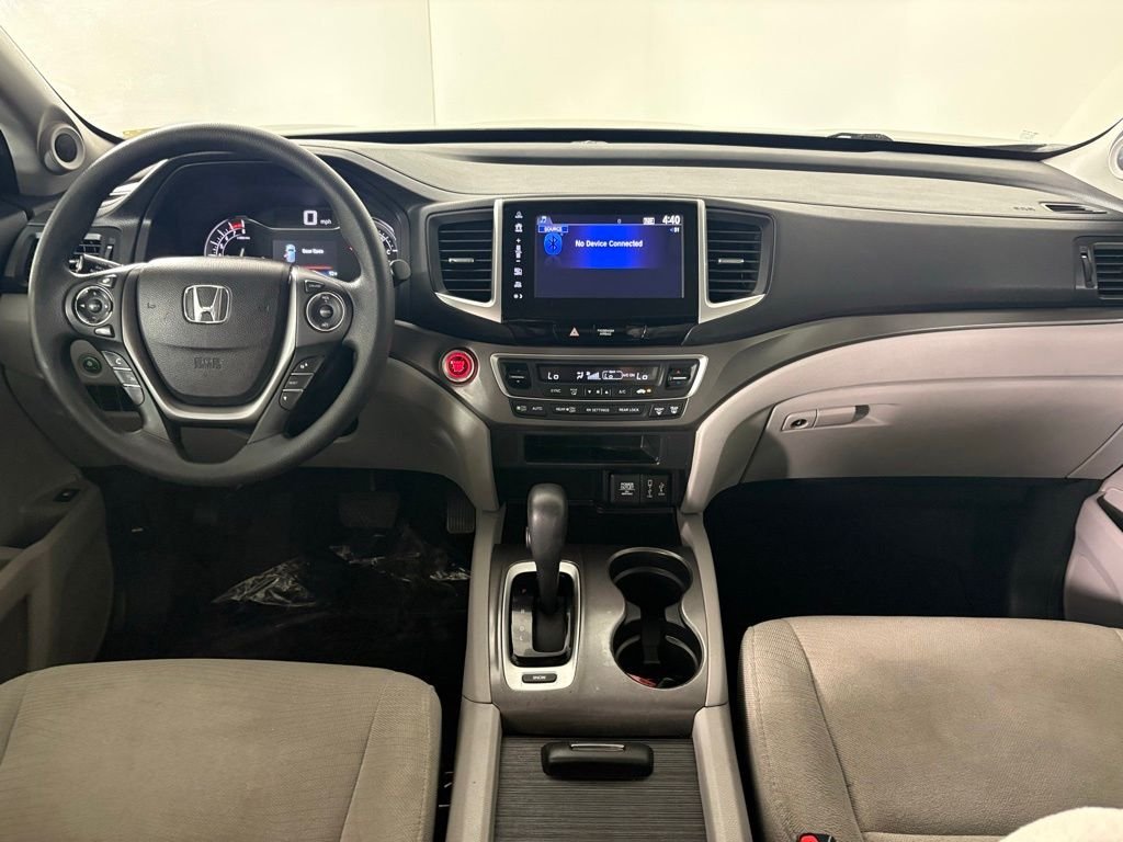 Used 2017 Silver Honda EX image 37