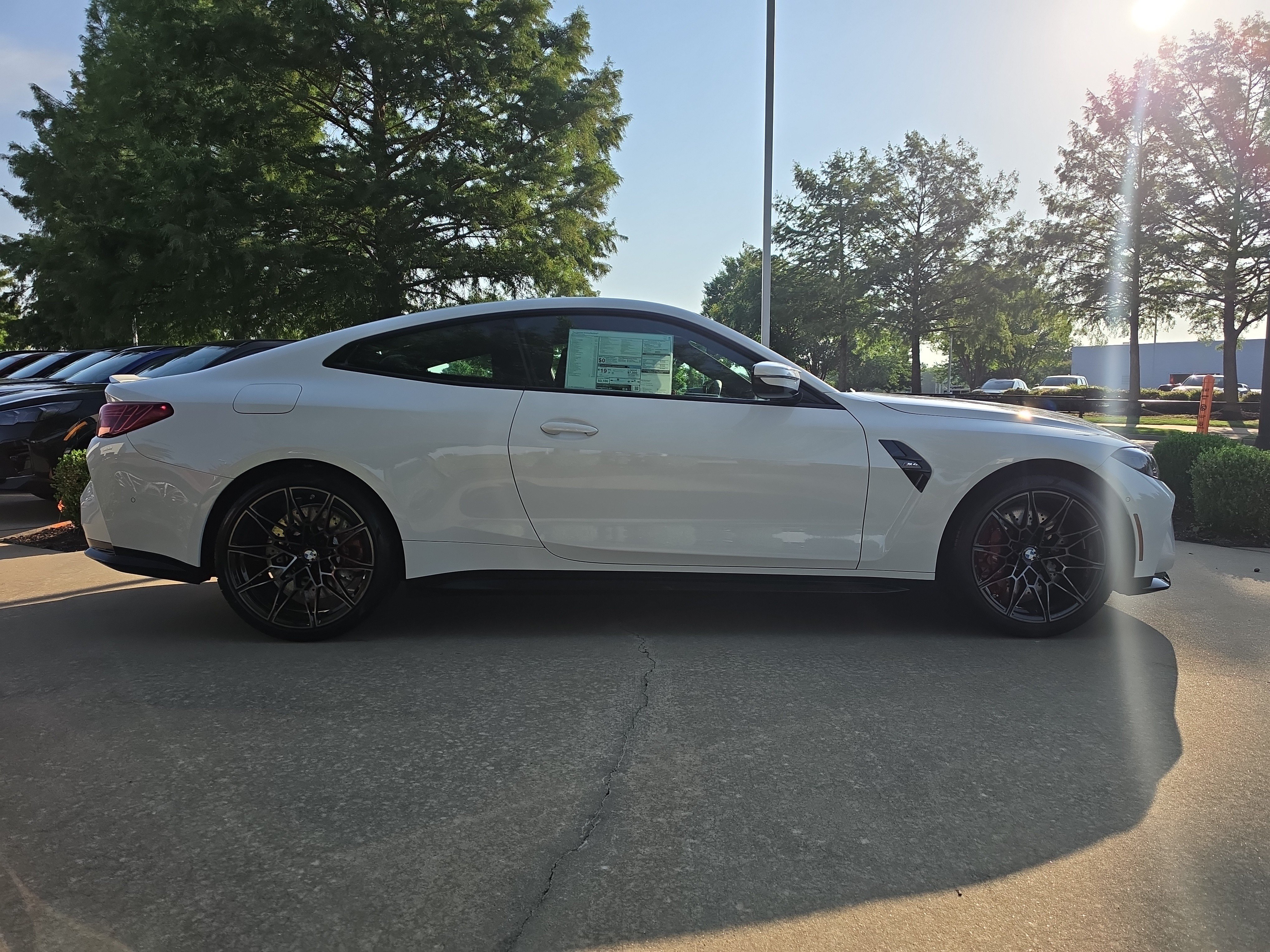 New 2027 ALPINE WHITE BMW  image 6