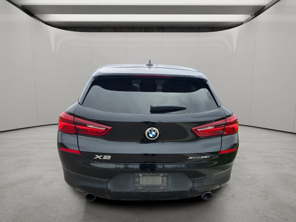 Used 2018 Black Sapphire Metallic BMW xDrive28i image 4