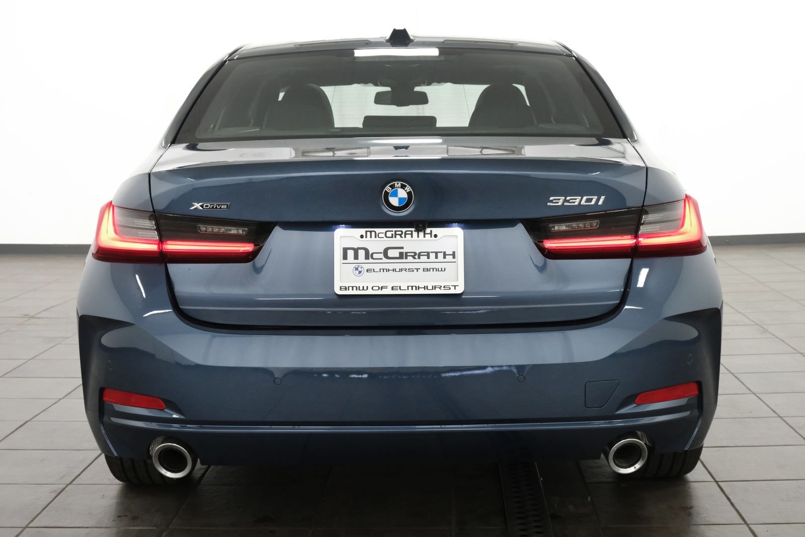 New 2026 Arctic Race Blue Metallic BMW 330i xDrive image 4