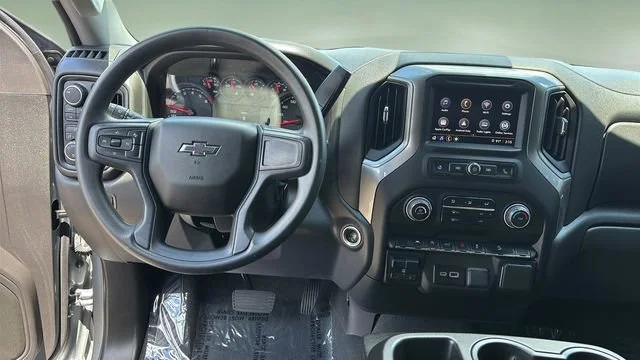 Used 2025 Sterling Gray Metallic Chevrolet Custom Trail Boss image 10