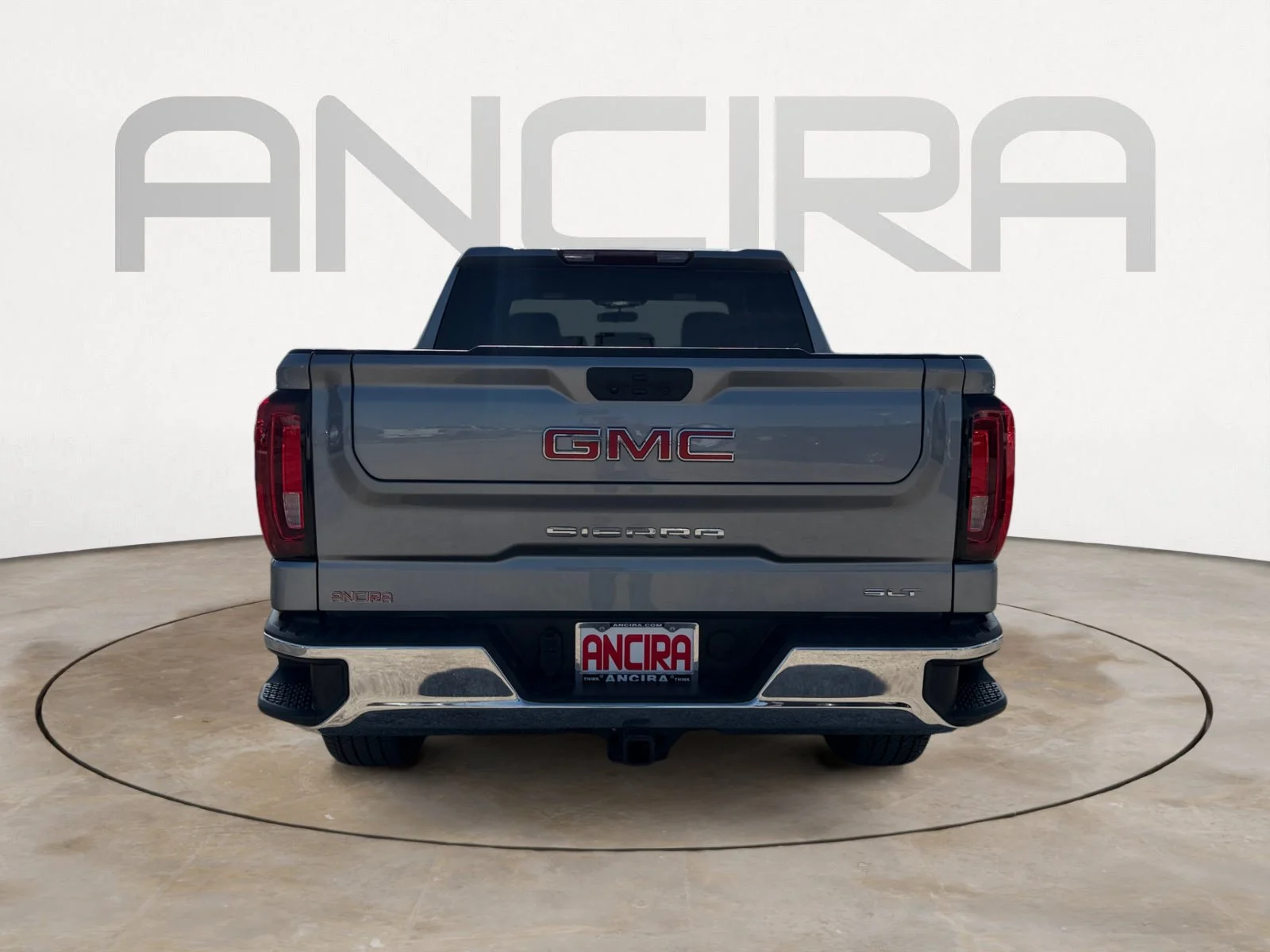 Used 2025 Sterling Metallic GMC SLT image 8