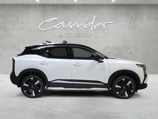New 2026 Aspen White TriCoat / Super Black Two-tone Nissan SR image 17